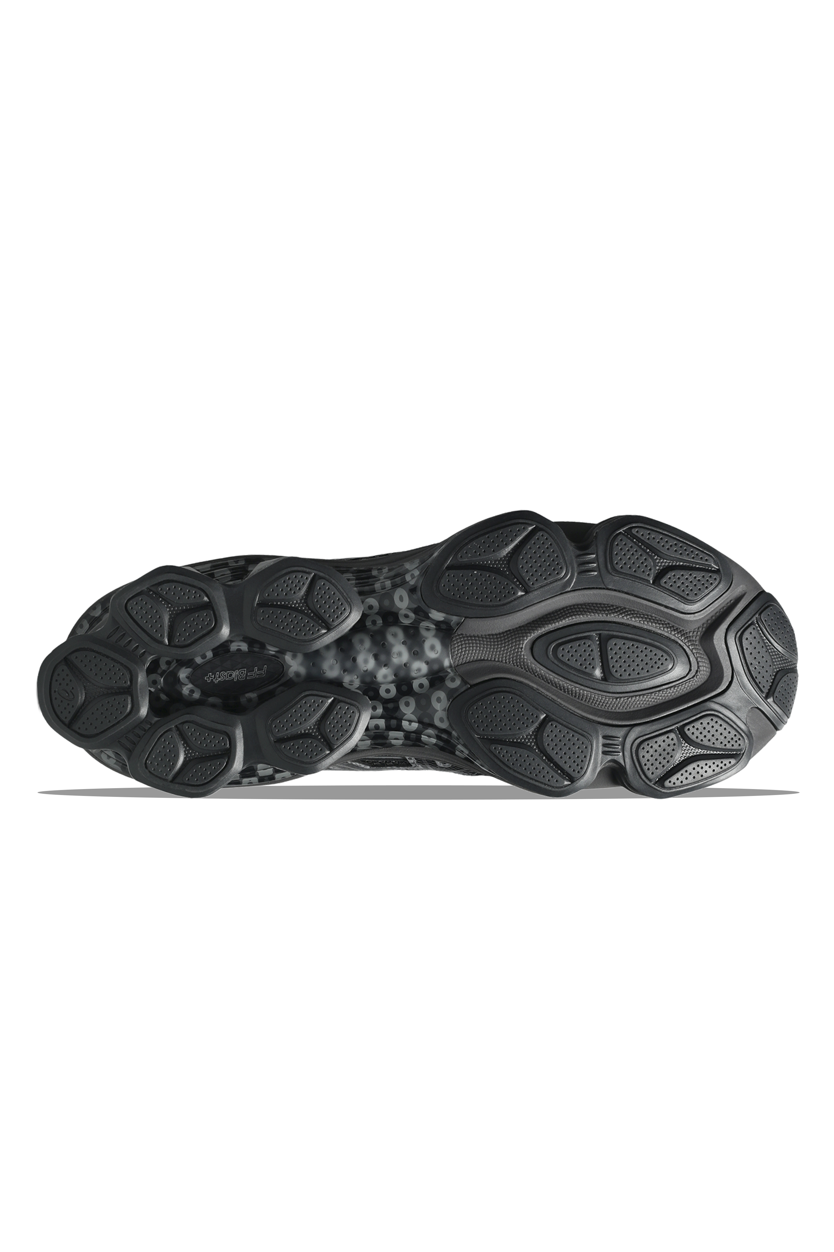 US7-S Gel-Kinetic Fluent - Curation Models by Kiko Kostadinov