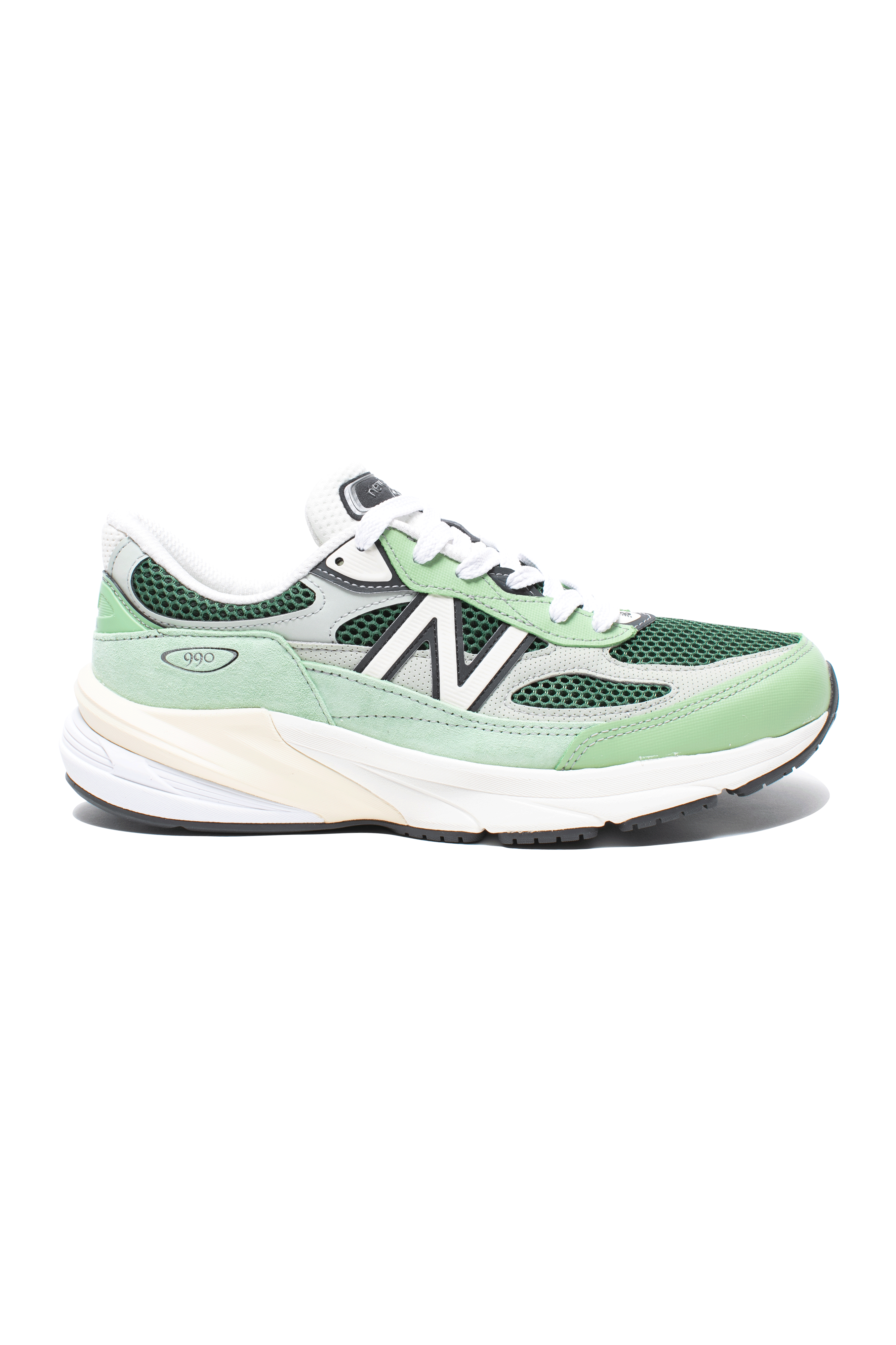 990