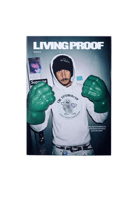 Issue 10 ft William Strobeck / Supreme