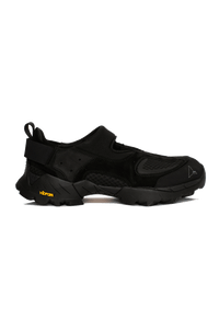 SANDAL